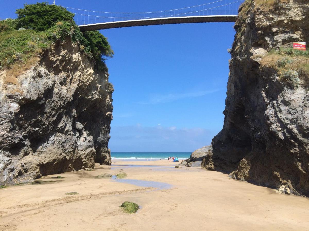 Palace Surf Lodge New Quay Exterior foto