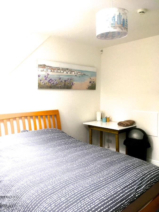 Palace Surf Lodge New Quay Exterior foto